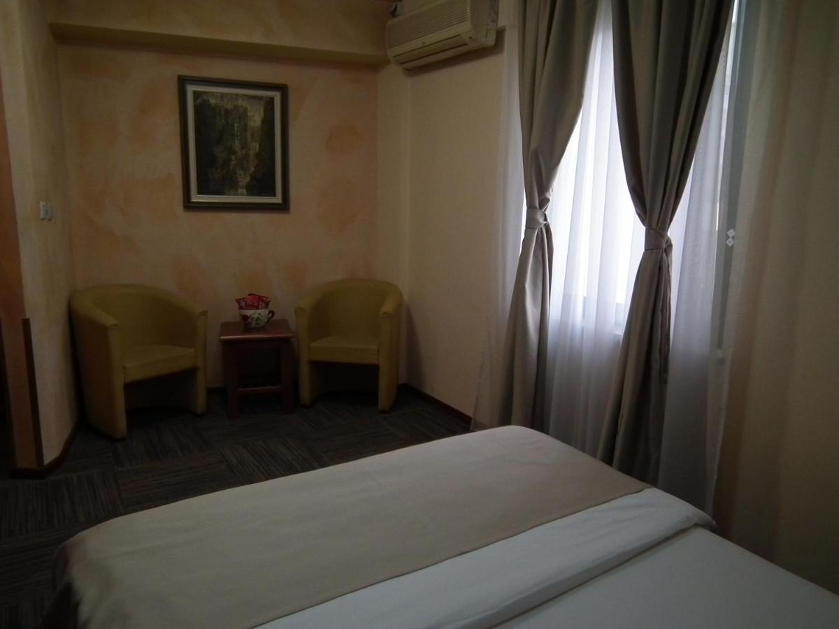 Hotel Kerber Podgorica Exterior foto